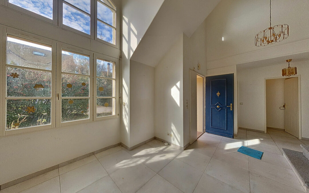 Maison  6 pièce(s)