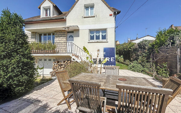 Mieux qu’un appartement : Maison de 130m2 aux prestations soignées – 5 min de la gare de Triel-sur-Seine