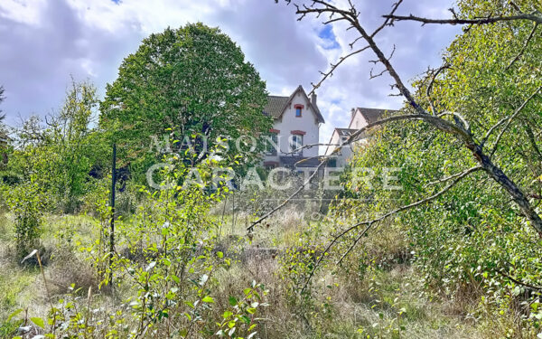 Belle endormie ne demandant qu’à être réveillée – Vernouillet