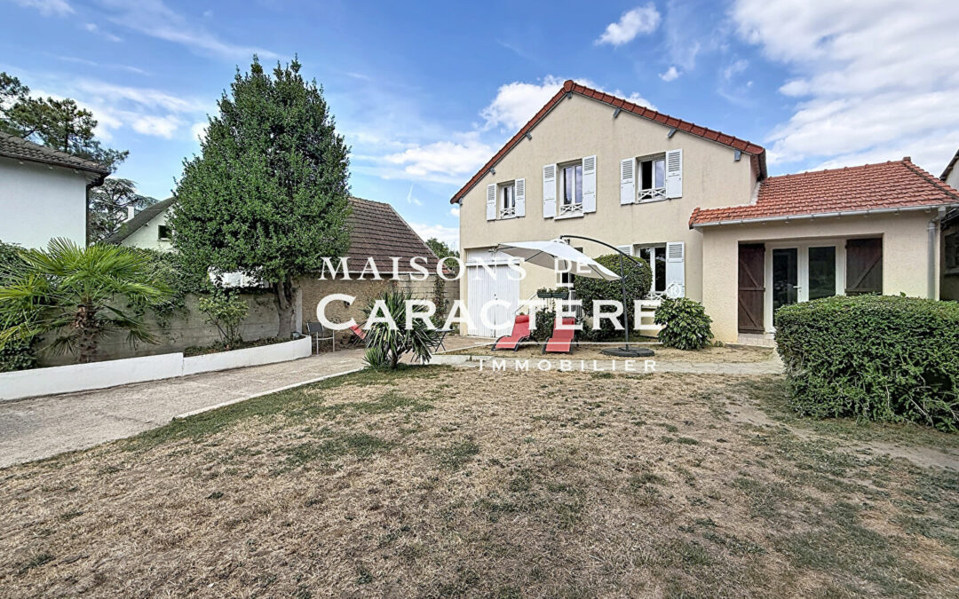 Rare : Maison ancienne atypique & Grange de 100m2 – Vernouillet