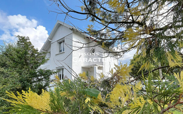 Maison ancienne à la rénovation toute fraiche 2022